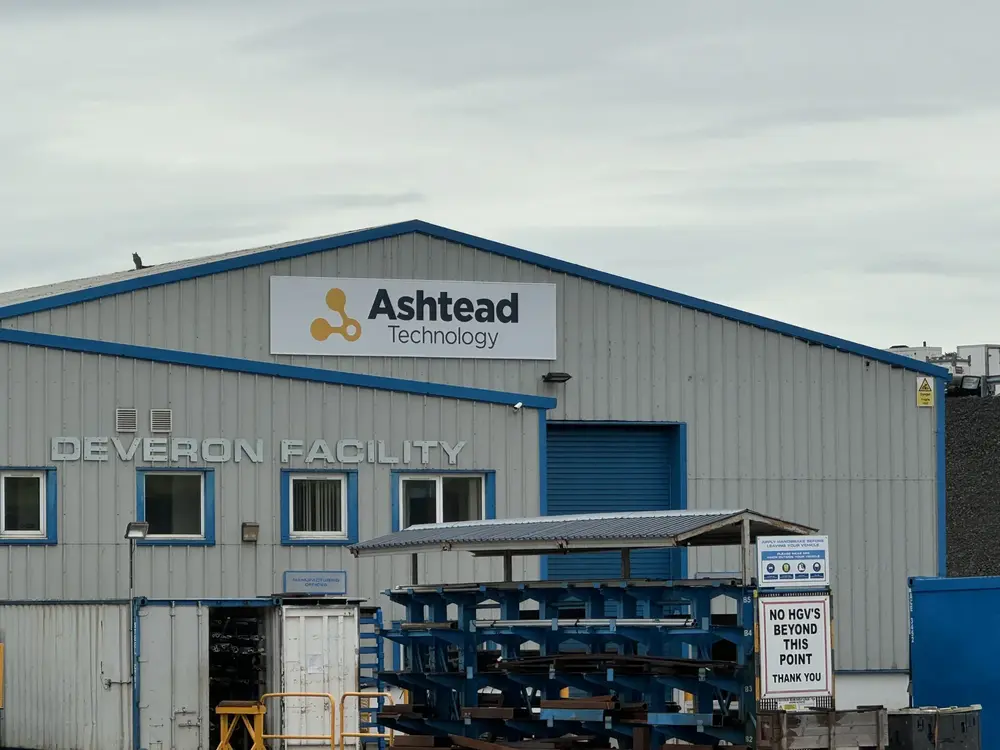 Fascias & shopfronts — completed Rood Signs project