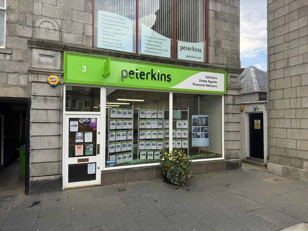 Fascias & shopfronts — completed Rood Signs project