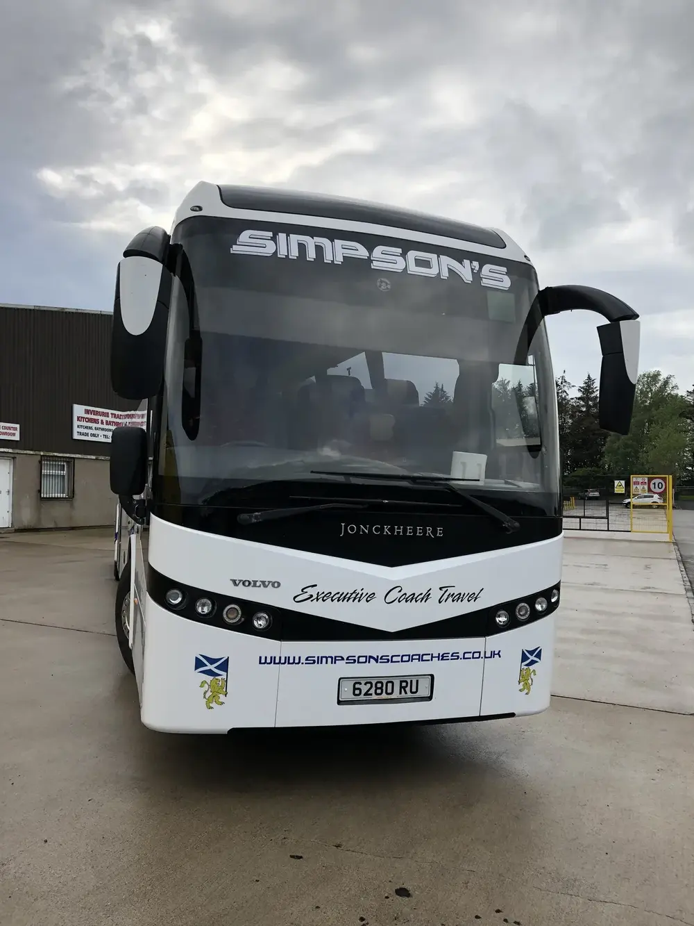 Lorries & buses — completed Rood Signs project