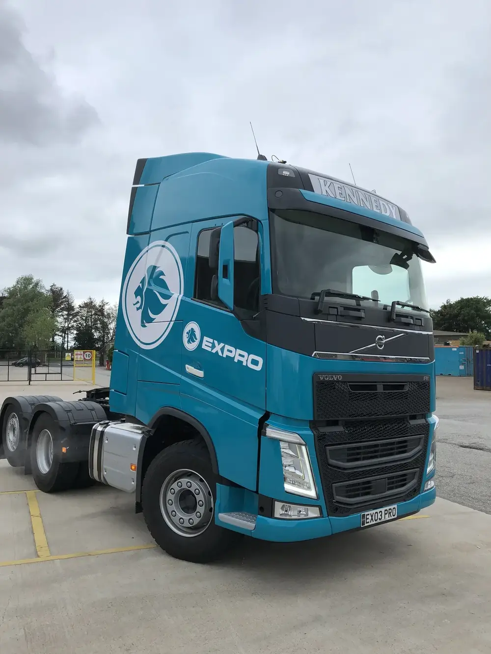 Lorries & buses — completed Rood Signs project